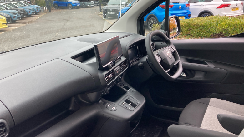 Citroen Berlingo 100kW Plus M 52kWh 5dr Auto Electric Estate